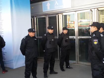 襄陽保安公司隊(duì)長需要具備哪些素質(zhì)才能帶好隊(duì)伍